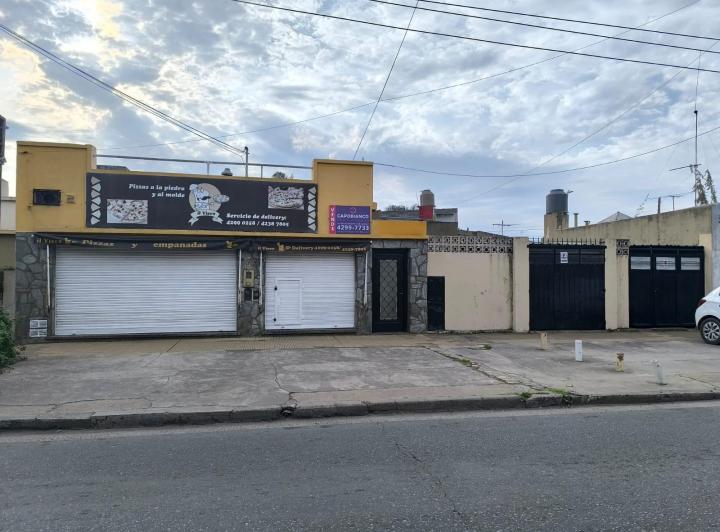 Local comercial · 210m²