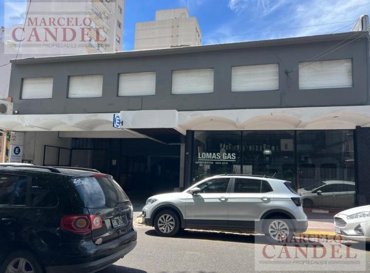 Local comercial · 1400m²