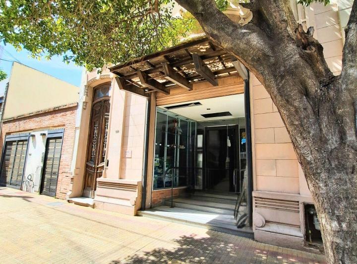 Local comercial · 212m² · 1 Ambiente