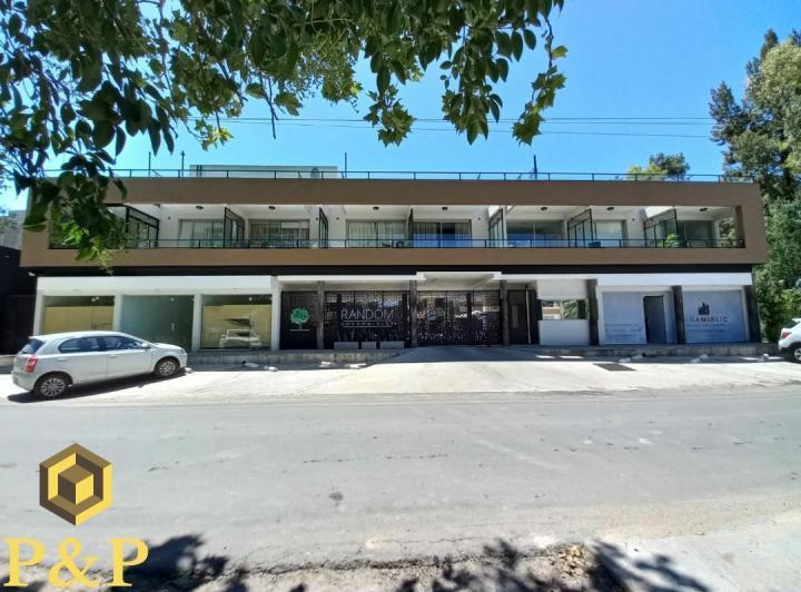 Local comercial · 32m²
