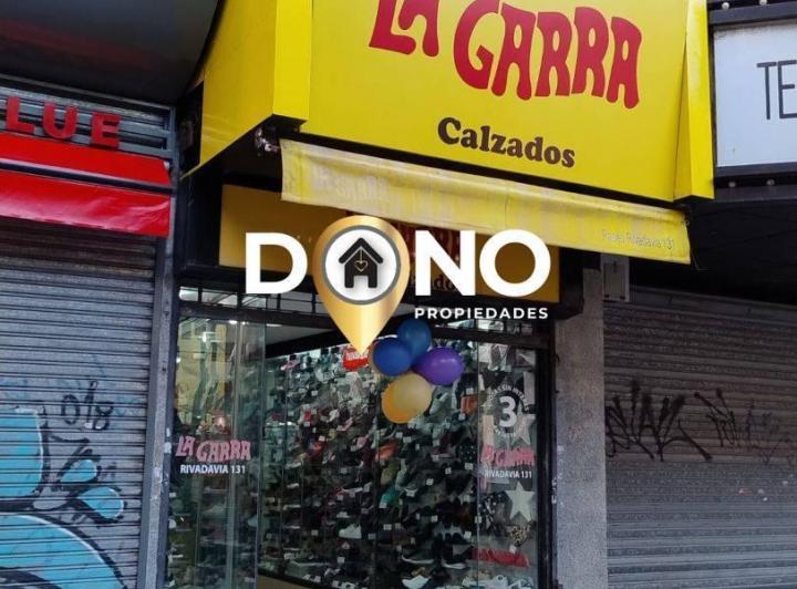 Local comercial · 210m²