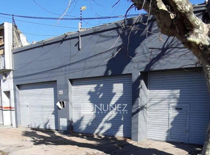Local comercial · 200m²
