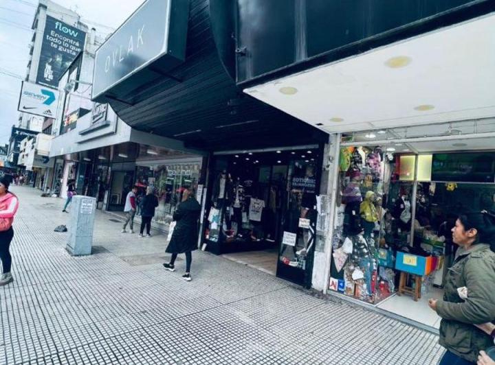 Local comercial · 140m² · 1 Ambiente