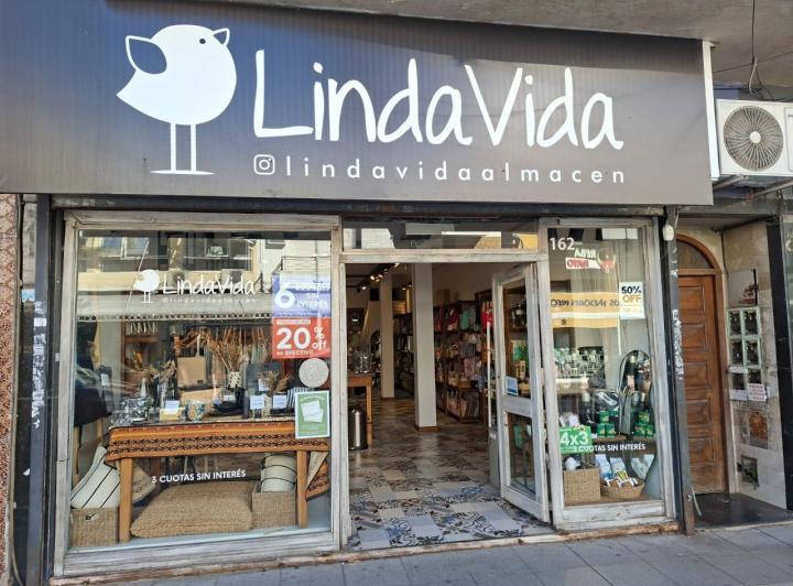 Local comercial · 77m² · 1 Ambiente