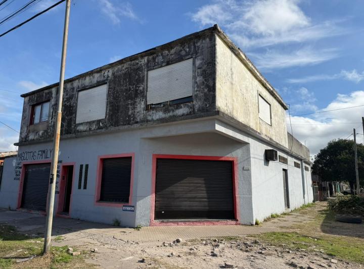 Local comercial · 338m² · 6 Ambientes · 1 Cochera