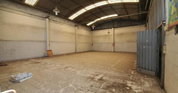 Local comercial · 528m²