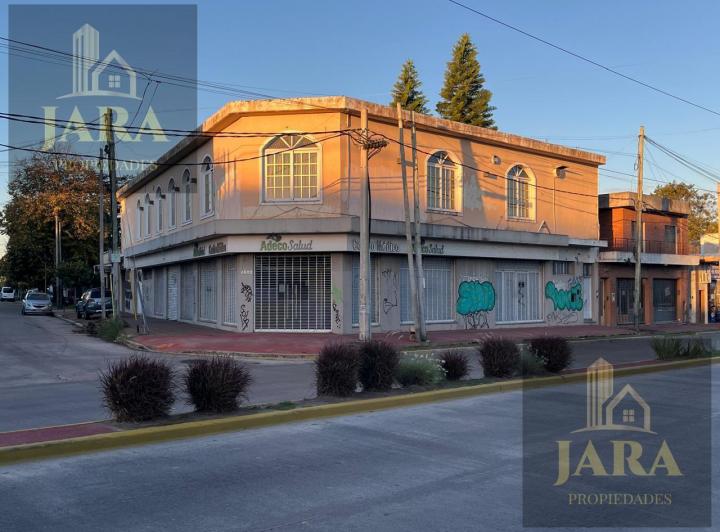 Local comercial · 912m²