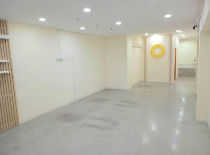 Local comercial · 82m²