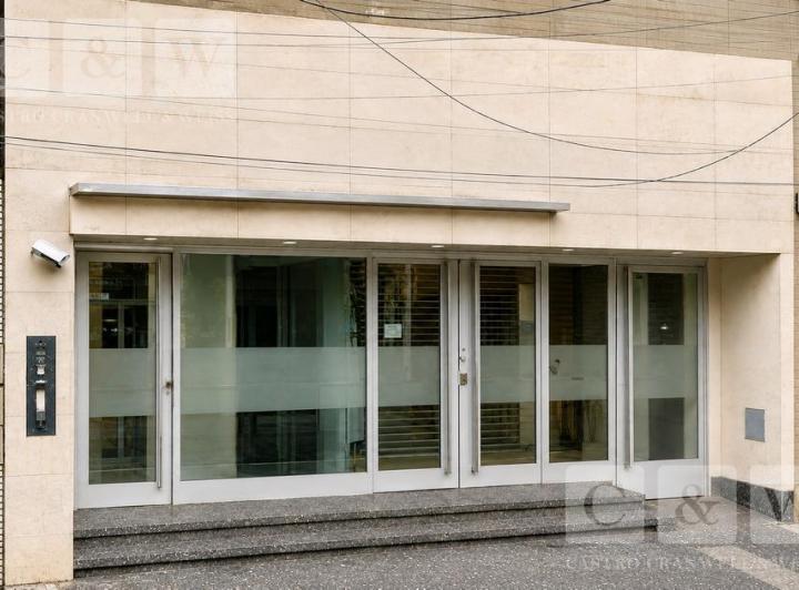 Local comercial · 290m²