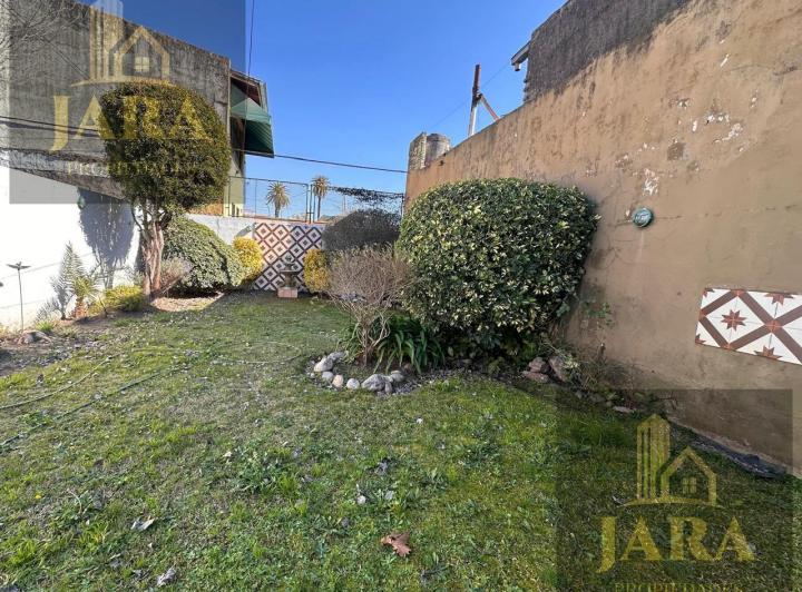 Local comercial · 250m² · 7 Ambientes