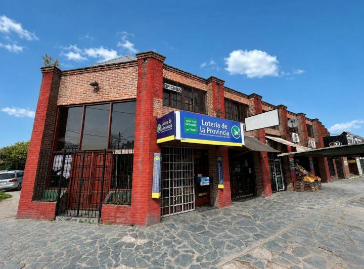 Local comercial · 100m² · 4 Ambientes