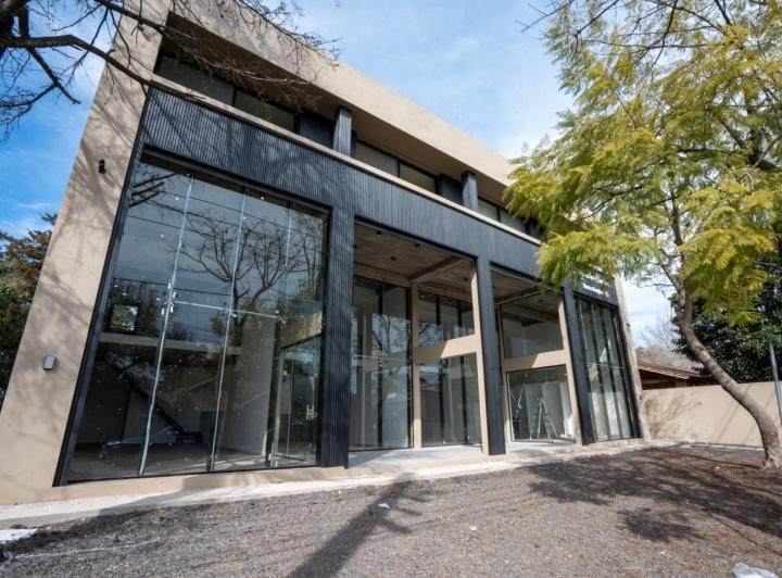 Local comercial · 90m² · 1 Cochera