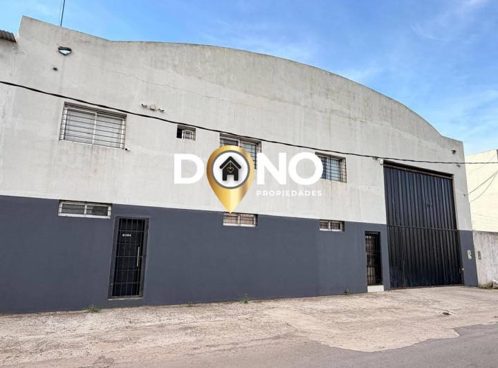Bodega-Galpón · 540m² · 4 Ambientes · 2 Cocheras