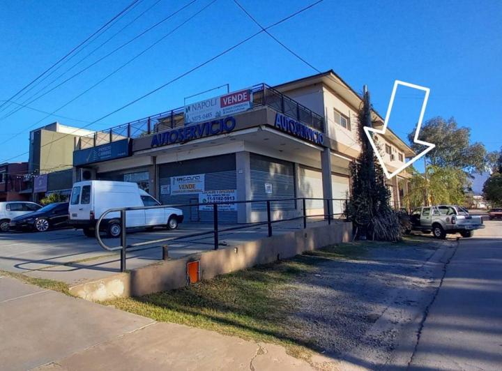 Local comercial · 70m² · 3 Cocheras