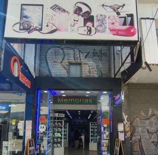 Local comercial · 180m²