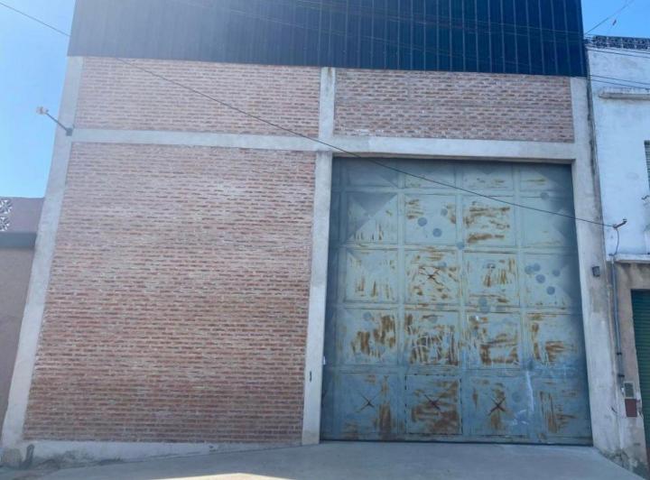 Bodega-Galpón · 400m²