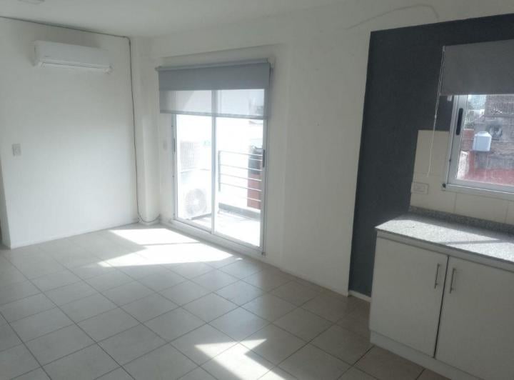 Departamento · 50m² · 2 Ambientes · 1 Cochera