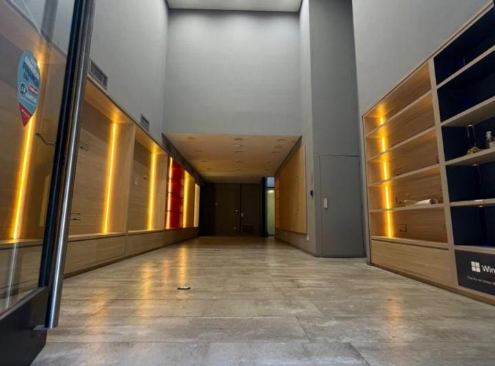 Local comercial · 89m²