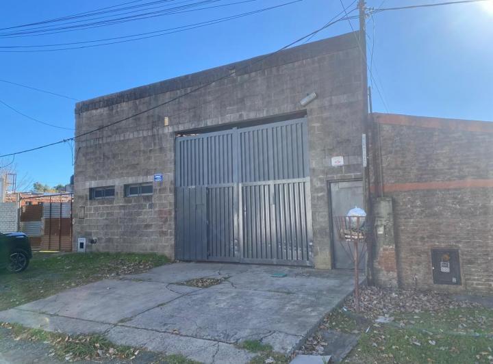 Bodega-Galpón · 600m²