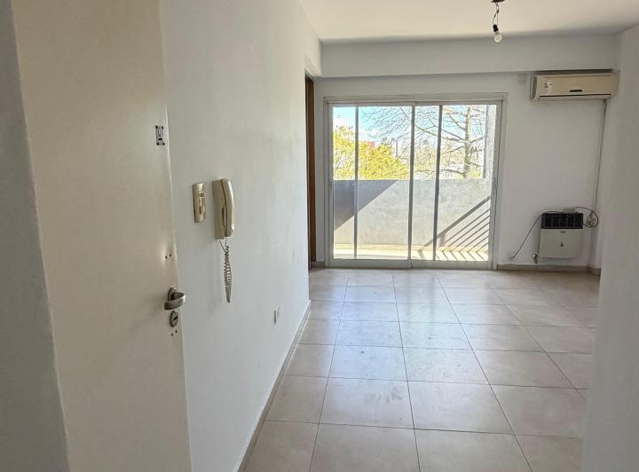 Departamento · 50m² · 2 Ambientes · 1 Cochera