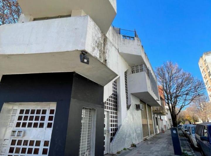 Local comercial · 391m²