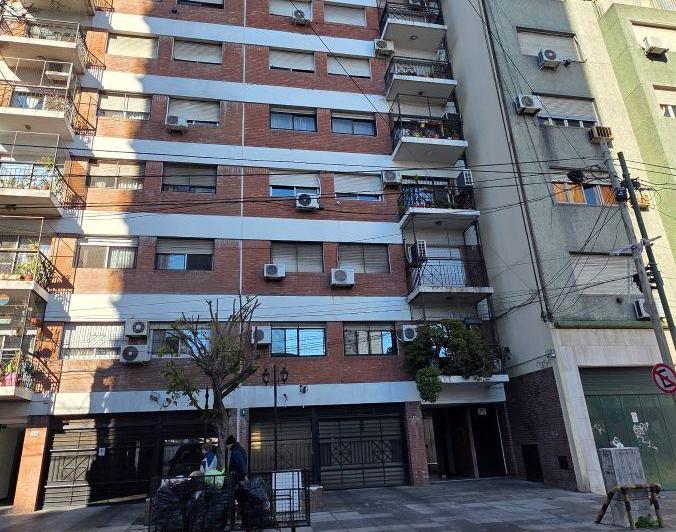 Departamento · 40m² · 2 Ambientes · 1 Cochera