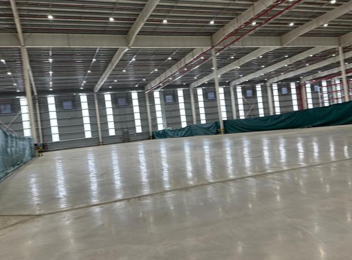 Depósito · 28681m²