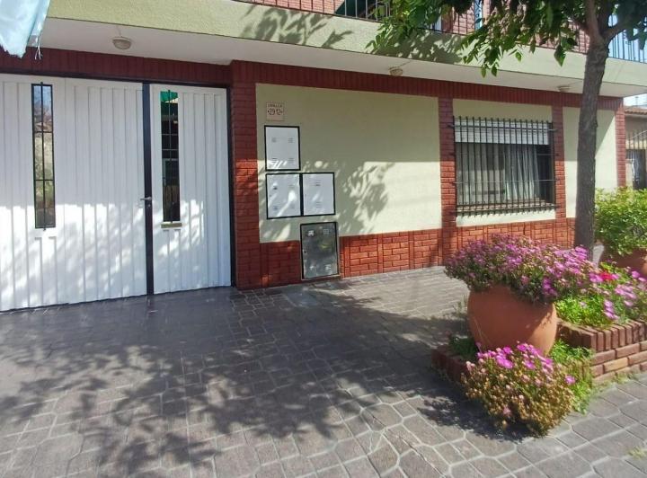 Departamento · 200m² · 2 Ambientes