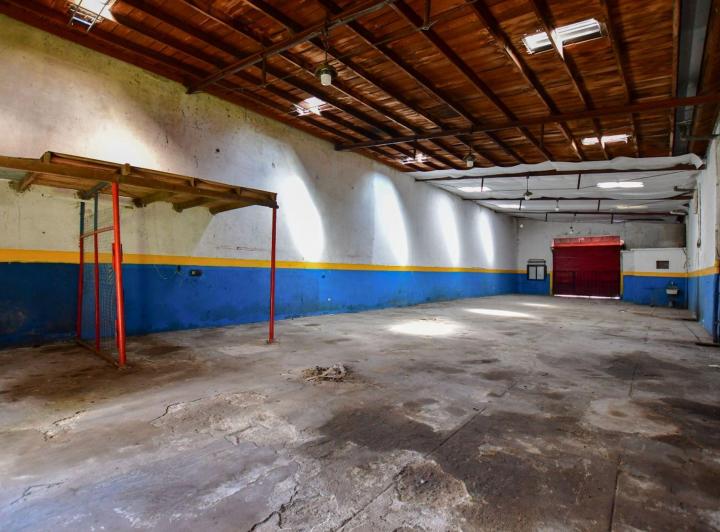 Bodega-Galpón · 300m²
