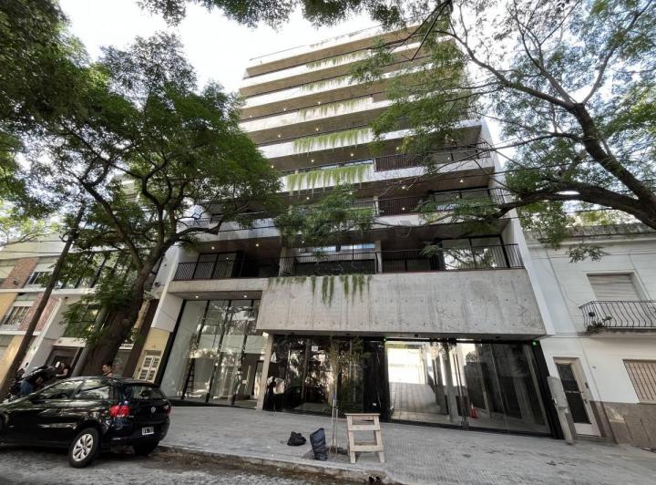 Local comercial · 120m²