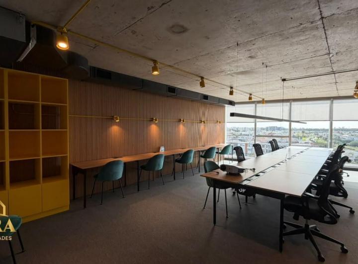 Oficina comercial · 110m² · 1 Ambiente · 1 Cochera