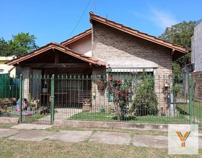 Casa · 128m² · 5 Ambientes · 1 Cochera