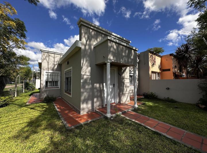 Casa · 73m² · 3 Ambientes · 1 Cochera