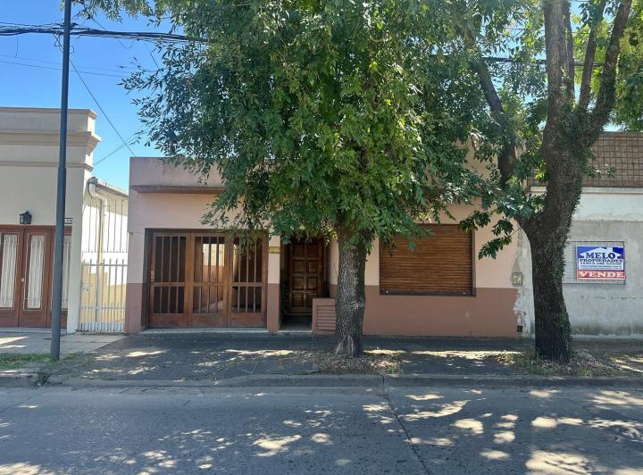 Casa · 118m² · 2 Dormitorios · 1 Cochera