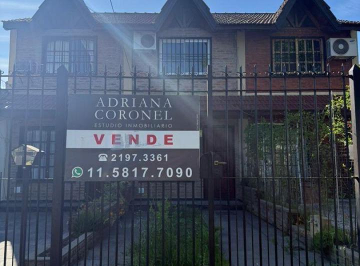 Casa · 59m² · 3 Ambientes · 1 Cochera