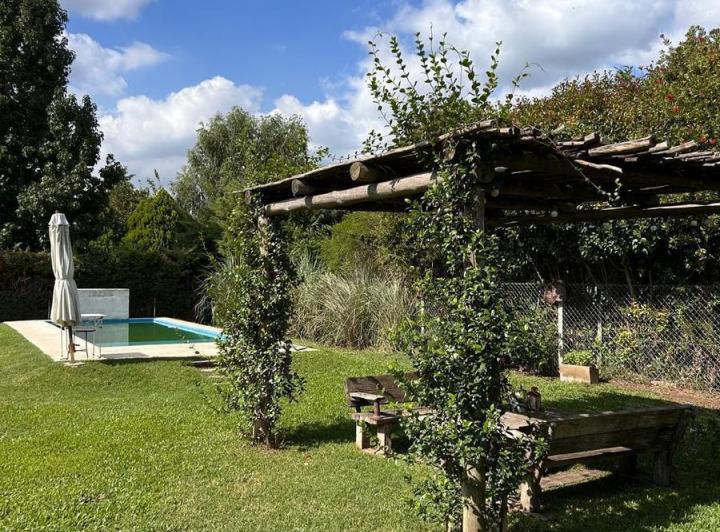 Casa · 177m² · 4 Ambientes · 2 Cocheras