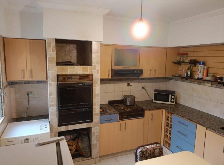 Casa · 145m² · 4 Ambientes · 1 Cochera