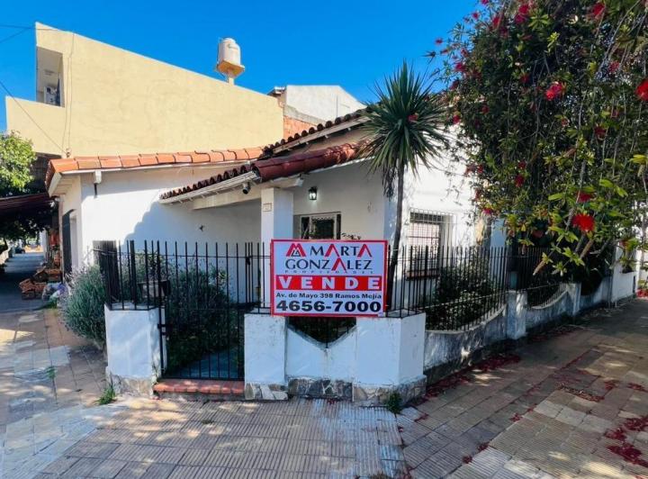 Casa · 110m² · 4 Ambientes · 1 Cochera