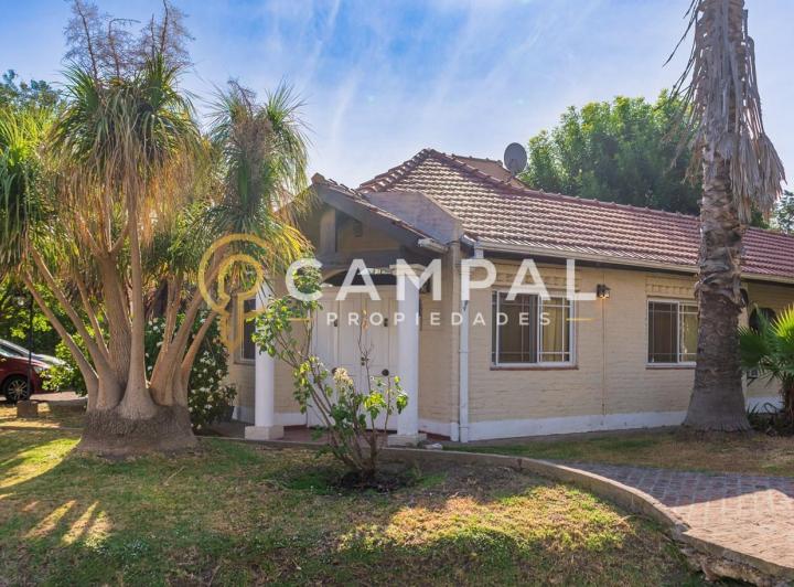 Casa · 129m² · 6 Ambientes · 3 Cocheras