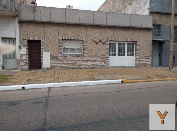 Casa · 215m² · 6 Ambientes