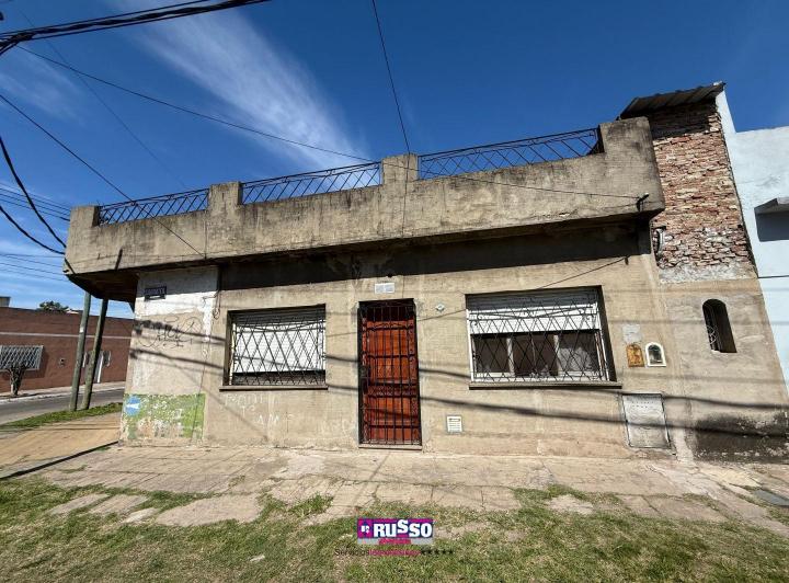 Casa · 131m² · 4 Ambientes · 1 Cochera