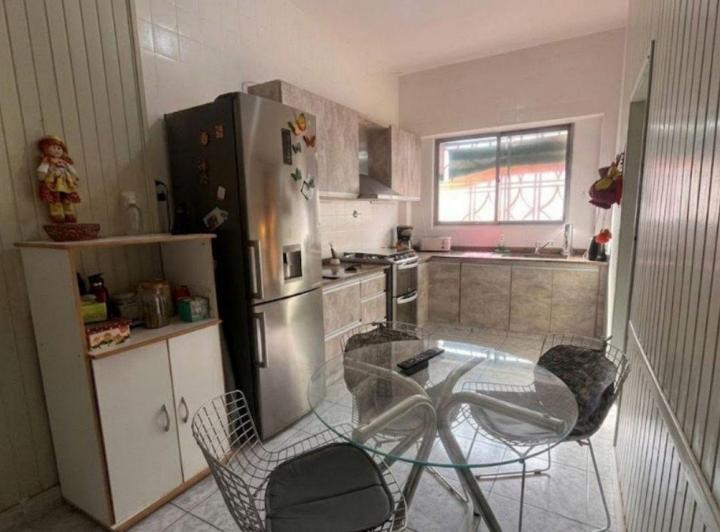 Casa · 135m² · 6 Ambientes · 1 Cochera