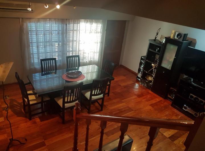 Casa · 303m² · 4 Ambientes · 3 Cocheras