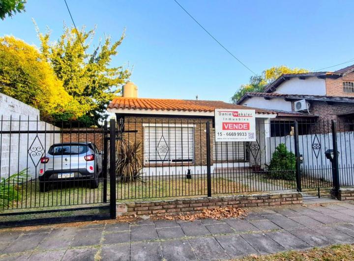 Casa · 64m² · 4 Ambientes · 1 Cochera