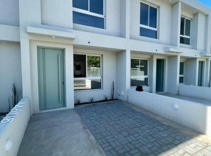 Casa · 90m² · 4 Ambientes · 1 Cochera