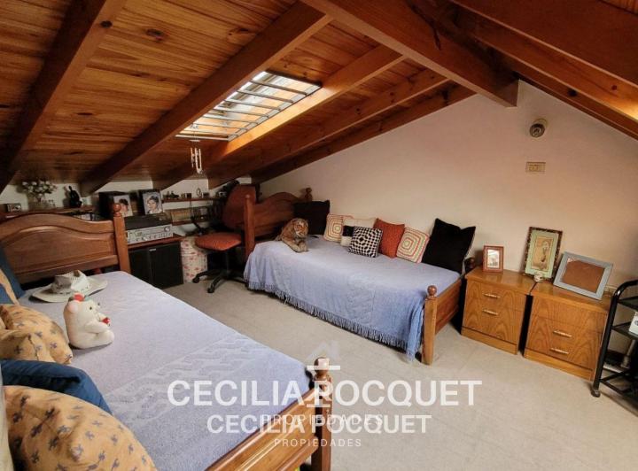 Casa · 123m² · 5 Ambientes · 1 Cochera