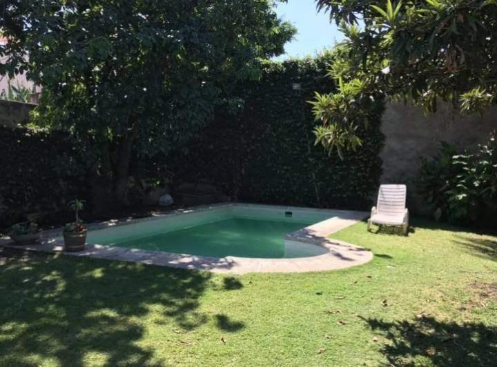 Casa · 256m² · 6 Ambientes · 1 Cochera