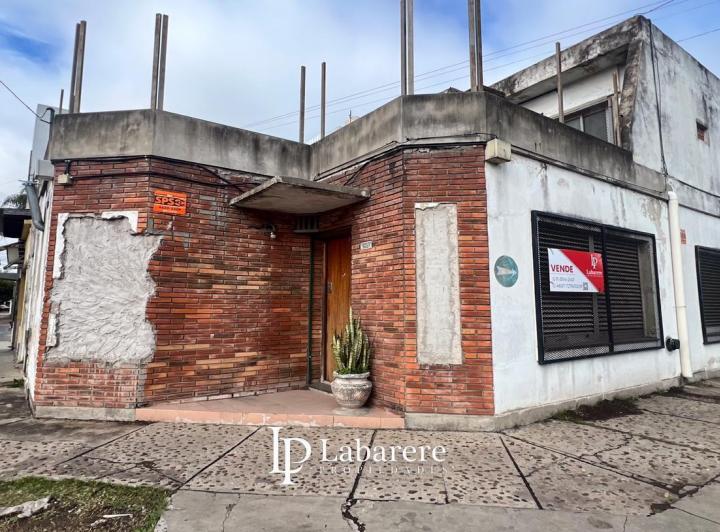 Casa · 160m² · 4 Ambientes · 1 Cochera
