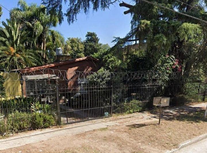 Casa · 130m² · 4 Ambientes · 2 Cocheras