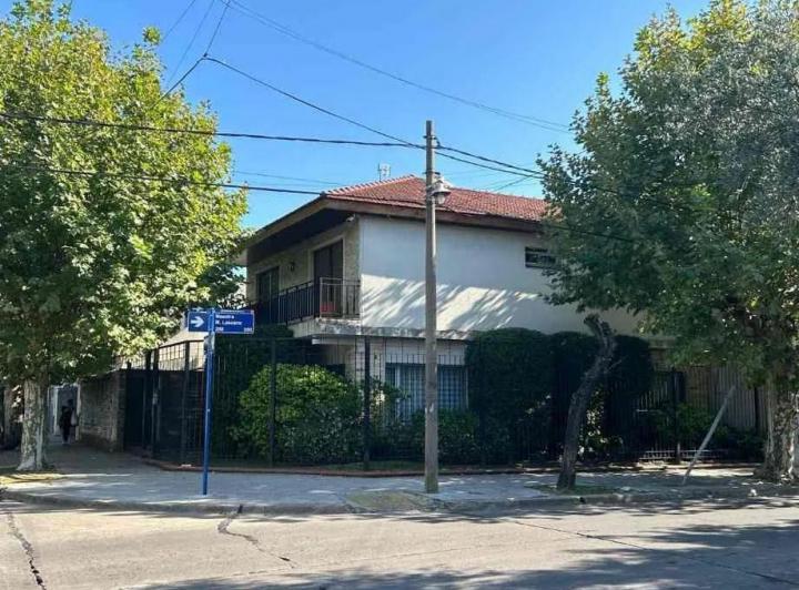 Casa · 199m² · 5 Ambientes · 1 Cochera